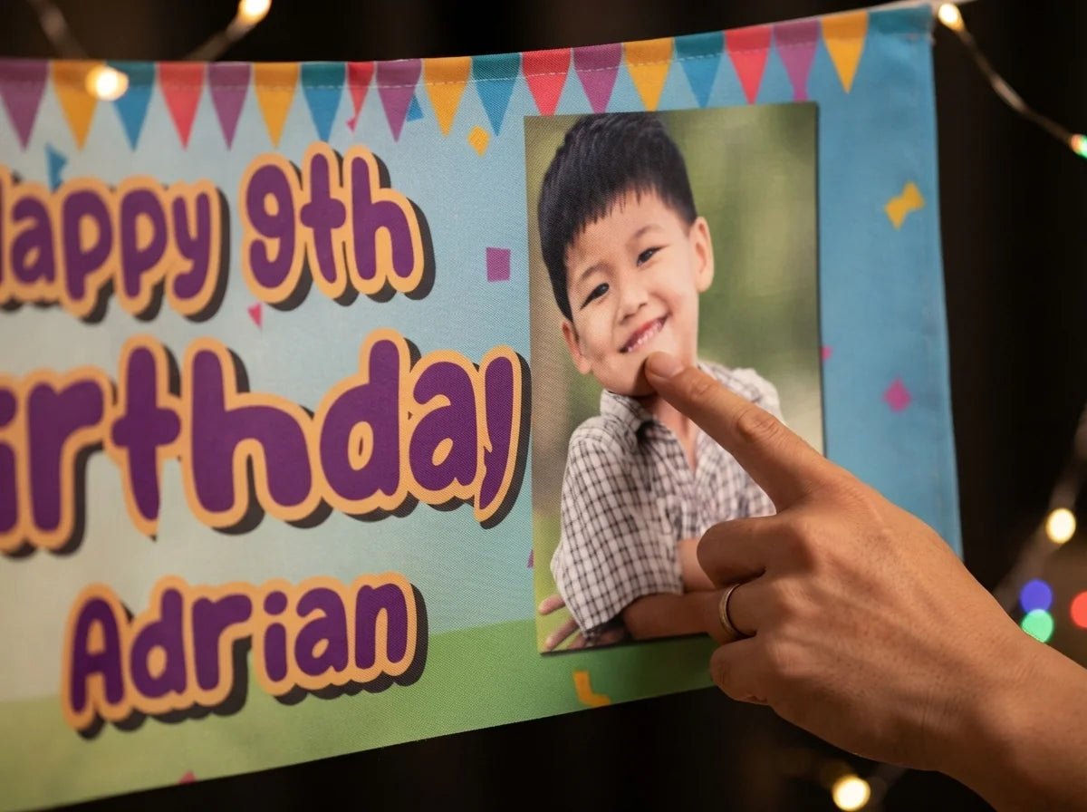 Close-up of the personalised name and photo printed on the Scooby Doo Birthday Banner