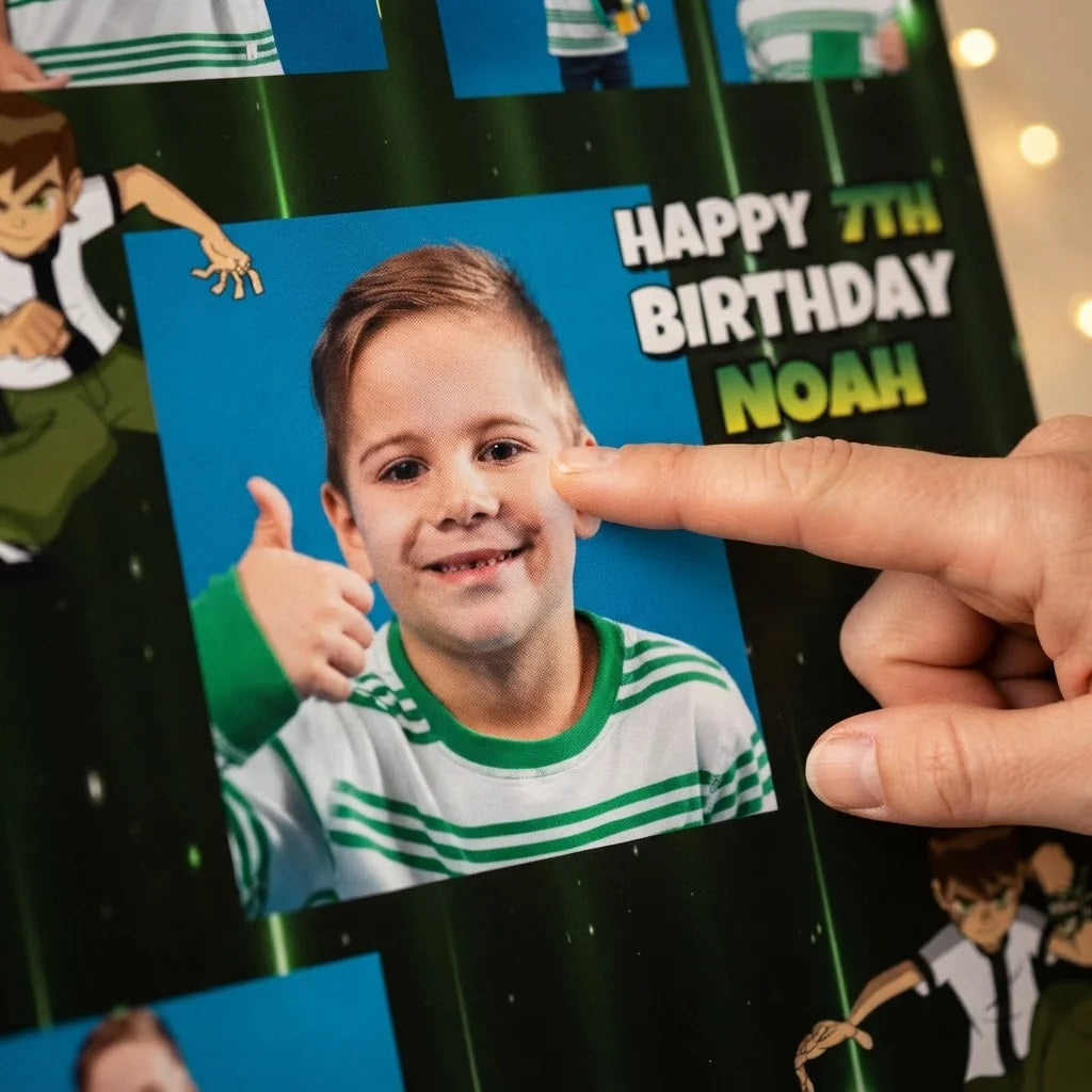 Close-up of the personalised name and photo printed on the Ben 10 Mega Card