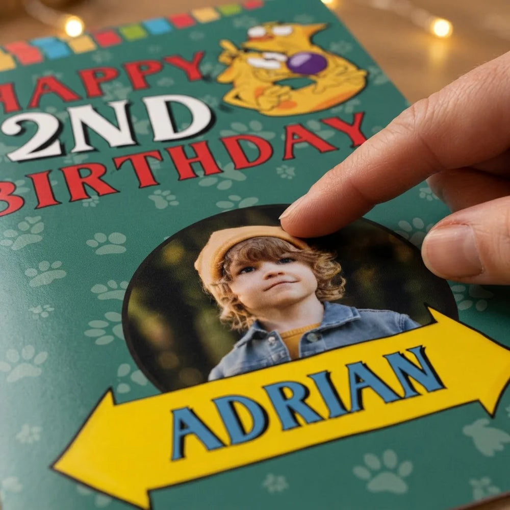 Close-up of the personalised name and photo printed on the Catdog Mega Card