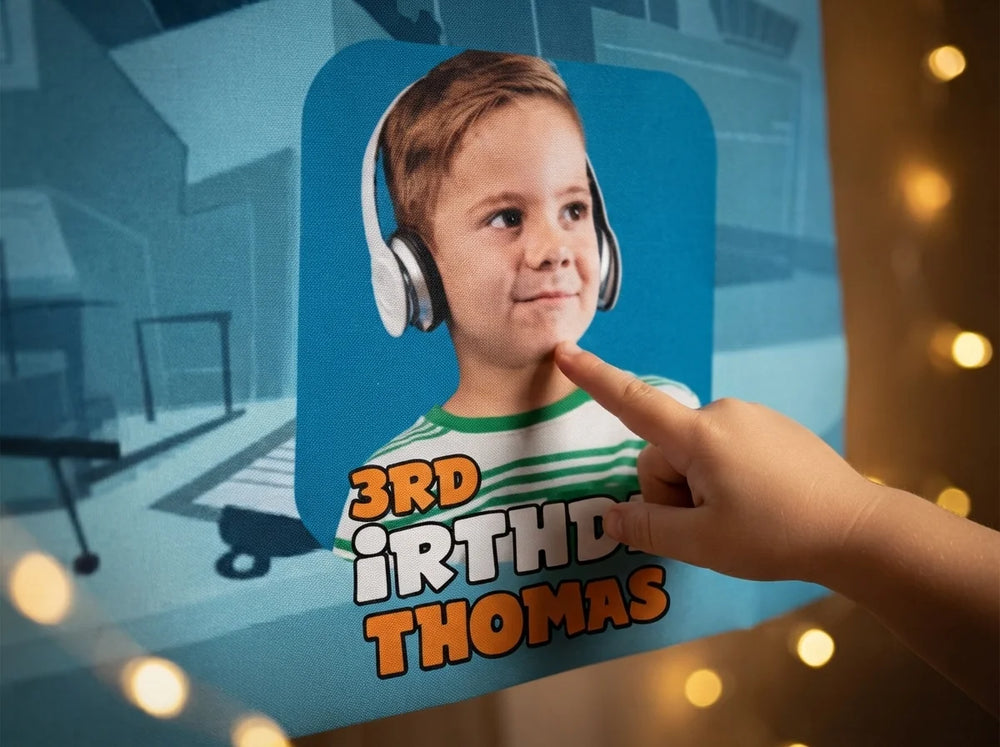 Close-up of the personalised name and photo printed on the Dexter's Lab Birthday Banner