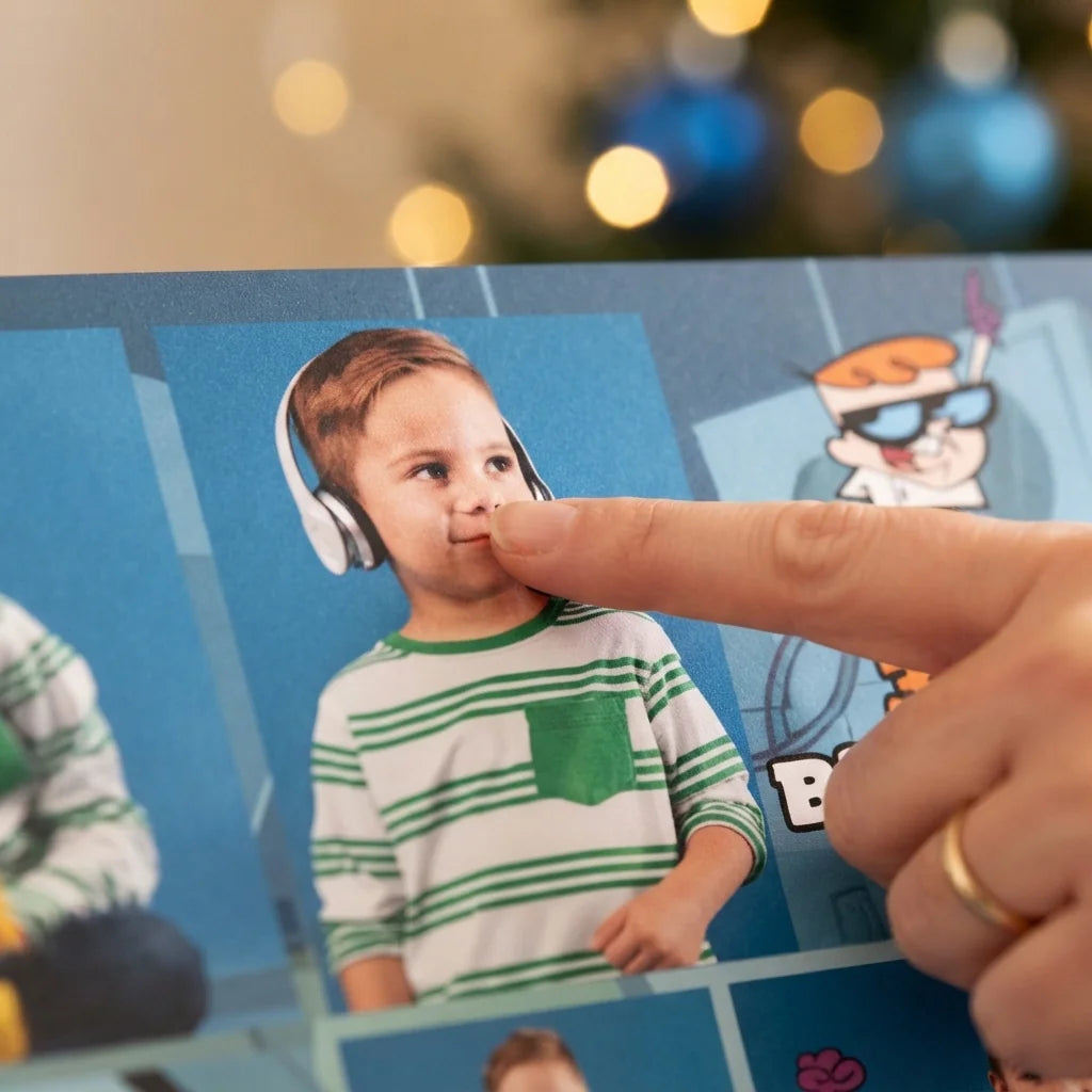 Close-up of the personalised name and photo printed on the Dexter's Lab Mega Card