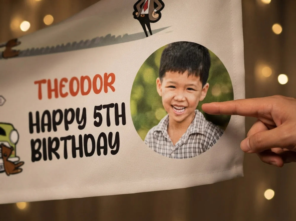Close-up of the personalised name and photo printed on the Mr. Bean Birthday Banner