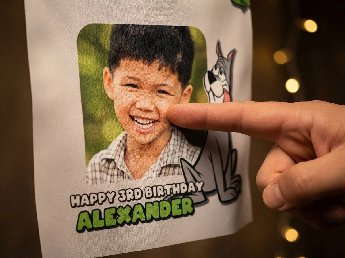 Close-up of the personalised name and photo printed on the The Jetsons Birthday Banner
